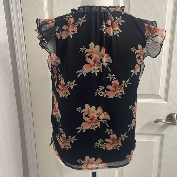 Cece Lava Flower on Black Flutter Sleeve Blouse Chiffon Lined Ruffles Size XS - Picture 5 of 12